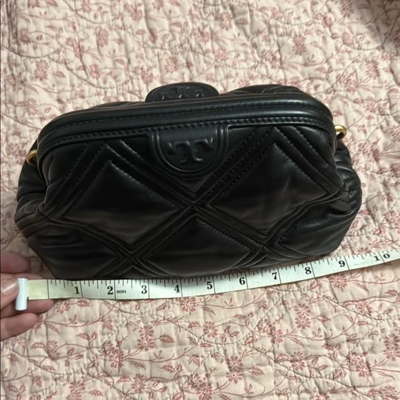 Tory Burch Black Quilted Women's Bag - Picture 10 of 12